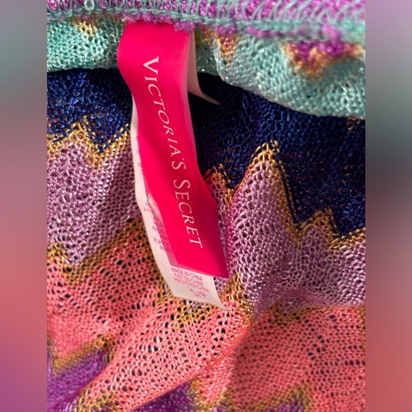 Victoria’s Secret Multi Color Chevron Stripe Halter Tie Shorts Romper Coverup S - Picture 9 of 9